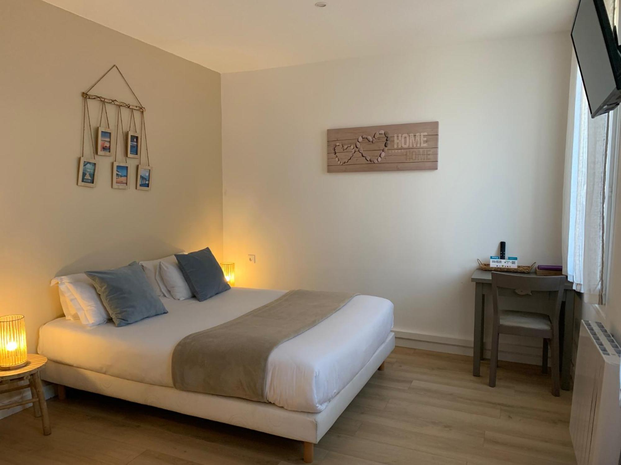 Logis Hotels - Hotel Et Restaurant L'Oceana ลองตง ภายนอก รูปภาพ